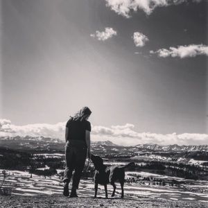 Meet your Posher, Caitlin